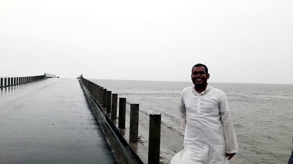 মহামারিকালে যুবদল নেতার ভ্রমণ বিলাস, ক্ষুদ্ধ তৃণমূল