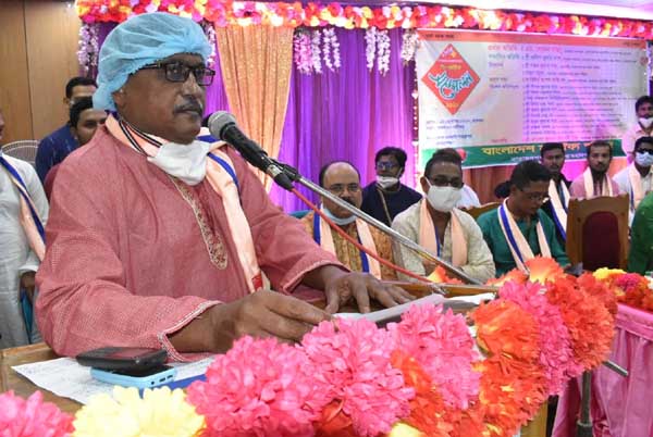 ওসমান পরিবার আমাদের রক্ষাকবচ: খোকন সাহা