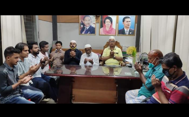 তারেক রহমানের কারামুক্তি দিবসে এড. সাখাওয়াতের উদ্যোগে দোয়া