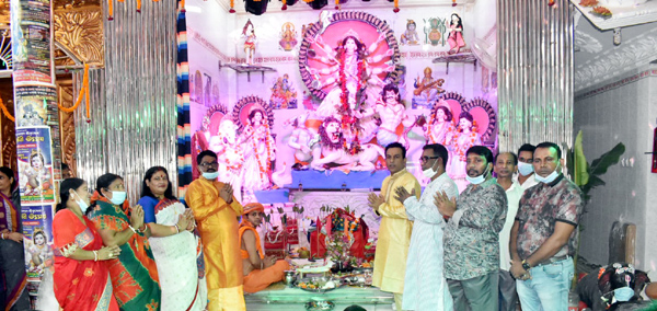 লিপি ওসমানের সুস্থ্যতা কামনায় রঞ্জিত মন্ডলের বিশেষ প্রার্থনা