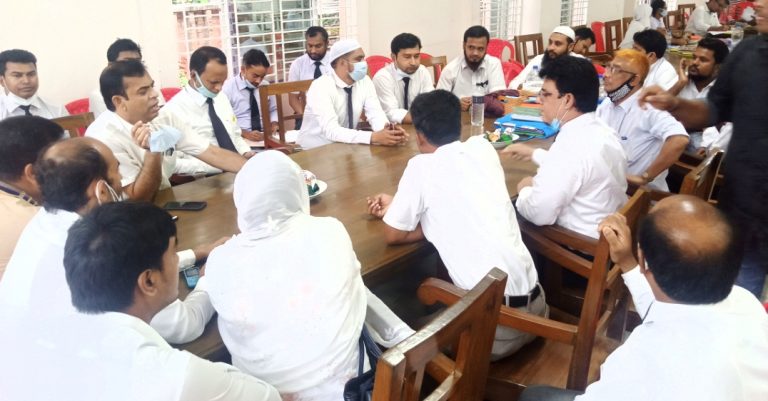 সোনারগাঁয়ের আইনজীবীদের মতবিনিময়