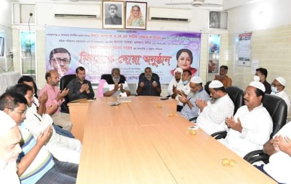 লিপি ওসমানের সুস্থ্যতা কামনায় হোসিয়ারী এসোসিয়েশনের দোয়া