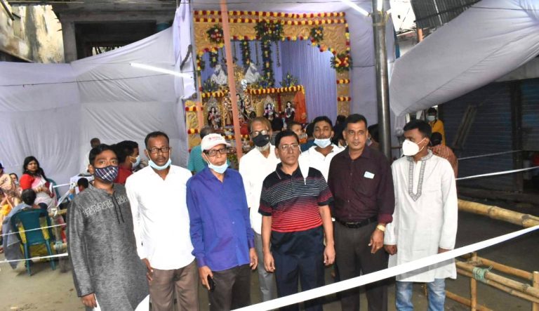 শহরের বিভিন্ন পূজা মন্ডপ পরিদর্শনে পূজা পরিষদ নেতৃবৃন্দ