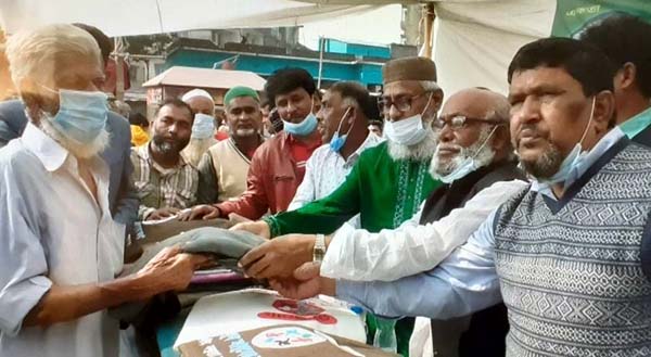 বিজয় দিবসে ইসদাইরে শীতবস্ত্র বিতরণ