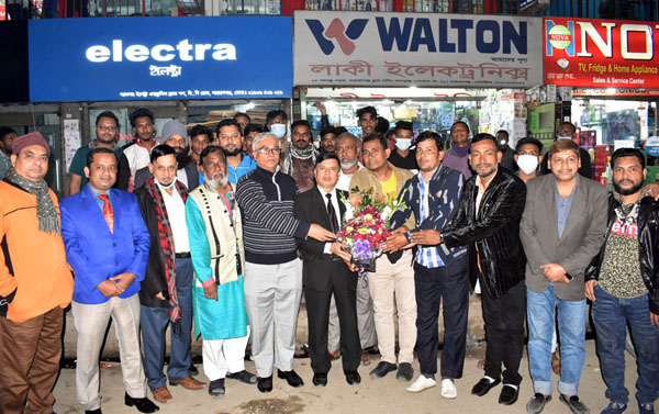 আইনজীবী ফোরামের বিজয়ীদের সাগর প্রধানের নেতৃত্বে শুভেচ্ছা