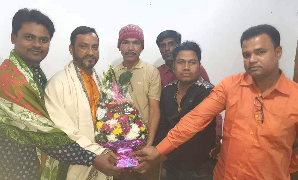 আনোয়ার প্রধানকে জেলা ও থানা মৎস্যজীবী দলের শুভেচ্ছা
