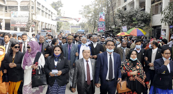 ভয় ডর উপেক্ষা করে বিএনপি প্যানেলের সাহসী প্রচারনা