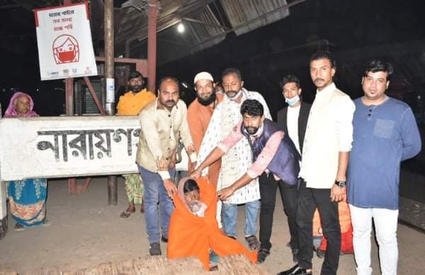 ঋষিকেশ মন্ডল মিঠুর জন্মদিনে জাকির খানের পক্ষে শীতবস্ত্র বিতরণ