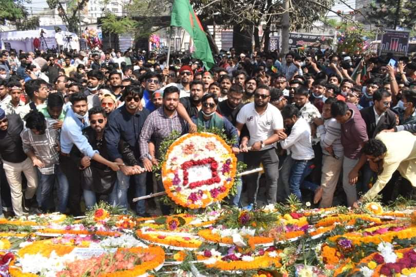 মশিউর রনি’র নেতৃত্বে জেলা ছাত্রদলের শ্রদ্ধা