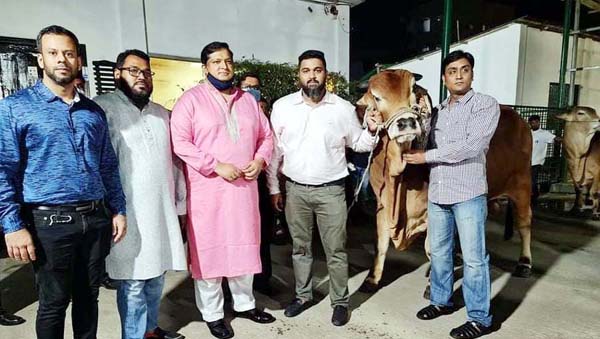 আরকে এগ্রো ফার্ম পরিদর্শনে যুব ও ক্রীড়া মন্ত্রী জাহিদ আহসান রাসেল