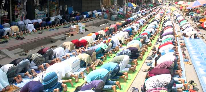 মাহে রমজানের দ্বিতীয় জুম্মা’য় মহামারী থেকে মুক্তির ফরিয়াদ
