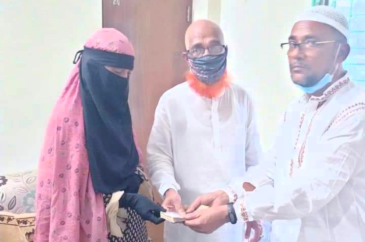 টাকা দিলো শাহিনুর, মুচলেকা নিলো প্রশাসন, রহস্য!