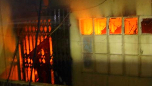 নয়ামাটির হোসিয়ারি মার্কেটে আগুন