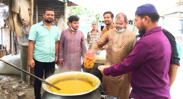 শম্ভুপুরা ইউনিয়ন যুবদলের উদ্যোগে দোয়া ও খাবার বিতরণ