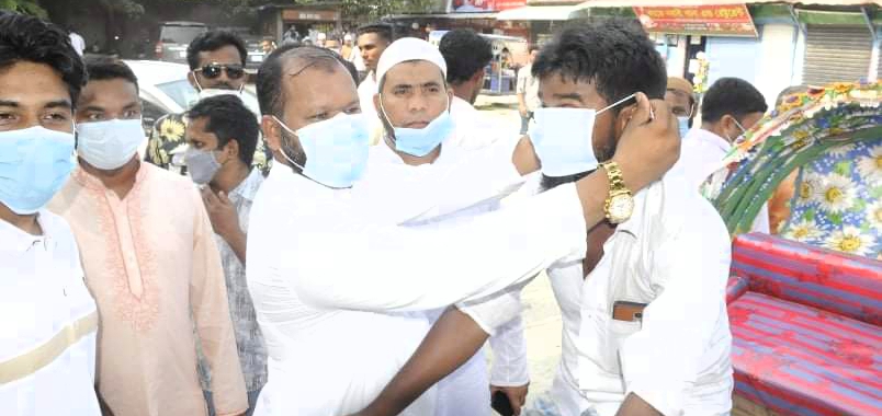 জিয়াউর রহমানের মৃত্যুবার্ষিকী উপলক্ষে সোনারগাঁ যুবদলের মাস্ক বিতরণ