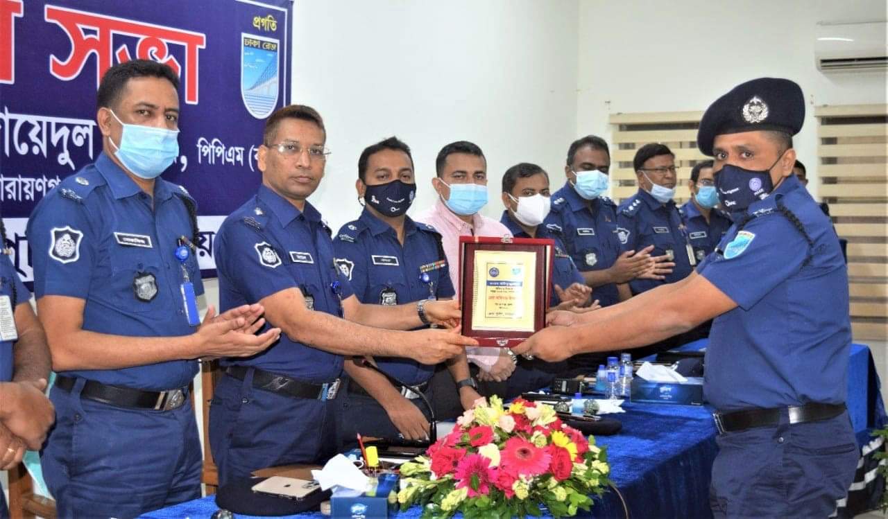 শ্রেষ্ঠত্ব ধরে রেখেছেন ফতুল্লার ওসি