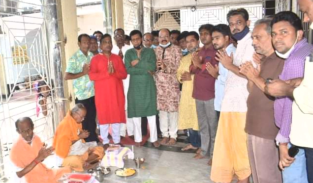 না:গঞ্জে শ্রীকৃষ্ণের জন্মাষ্টমী পালিত, করোনা মুক্তির প্রার্থনা