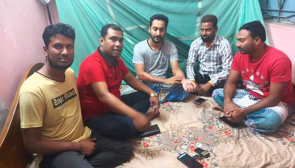 সড়ক দুর্ঘটনায় আহত ছাত্রদল নেতার বাসায় সাগর প্রধান