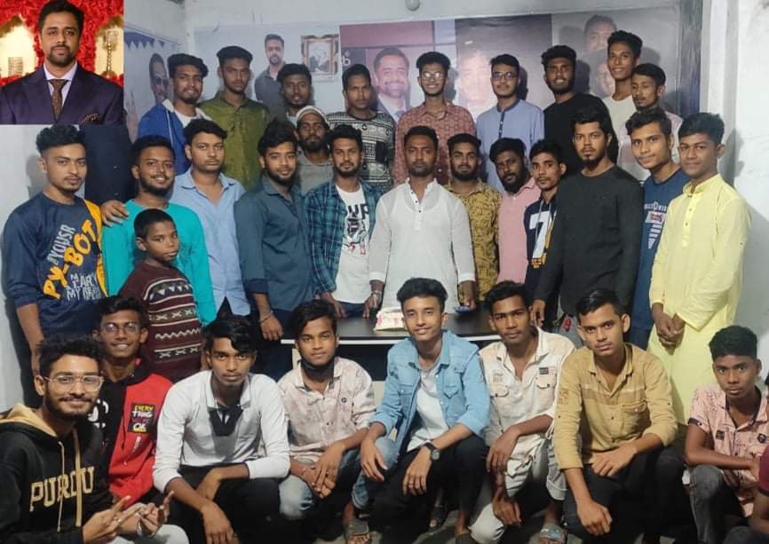 অয়ন ওসমানের জন্মদিনে ছাত্রলীগ নেতা শুভ ও সিনহার উদ্যোগে দোয়া