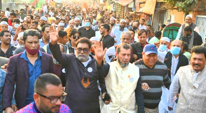 কাউন্সিলর প্রার্থী কবীর হোসেনের গণসংযোগে গণজোয়ার