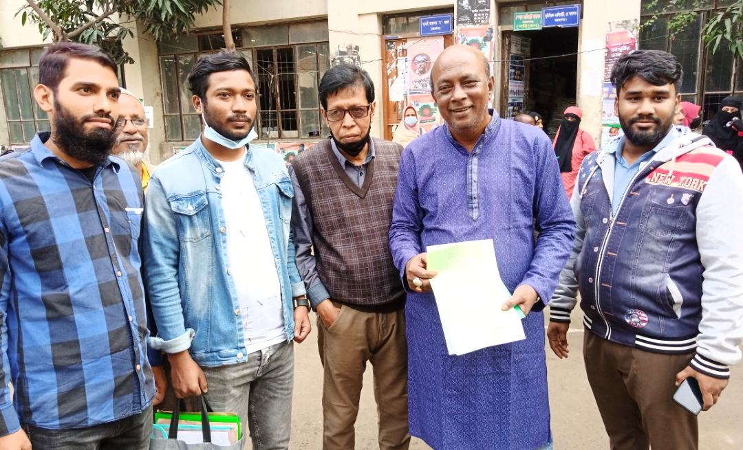 পরিবর্তনের অঙ্গীকারে রবিউল হোসেনের মনোনয়নপত্র দাখিল