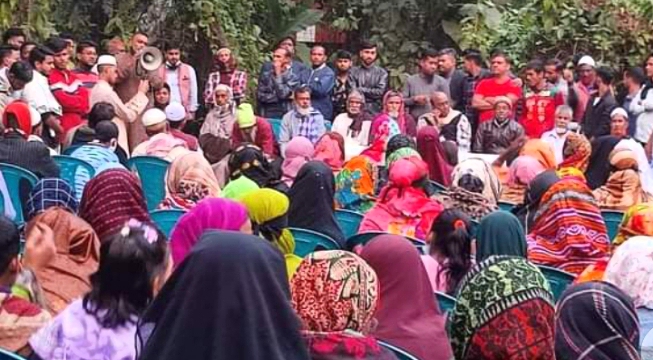 কুমুদিনী বাগানবাসীর সাথে কাউন্সিলর প্রার্থী রবিউল হোসেনের মত বিনিময় সভা