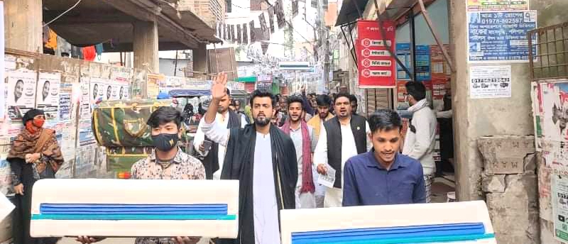 ১৩নং ওয়ার্ডের কাউন্সিলর প্রার্থী সায়েক রেজার অবিরাম গণসংযোগ