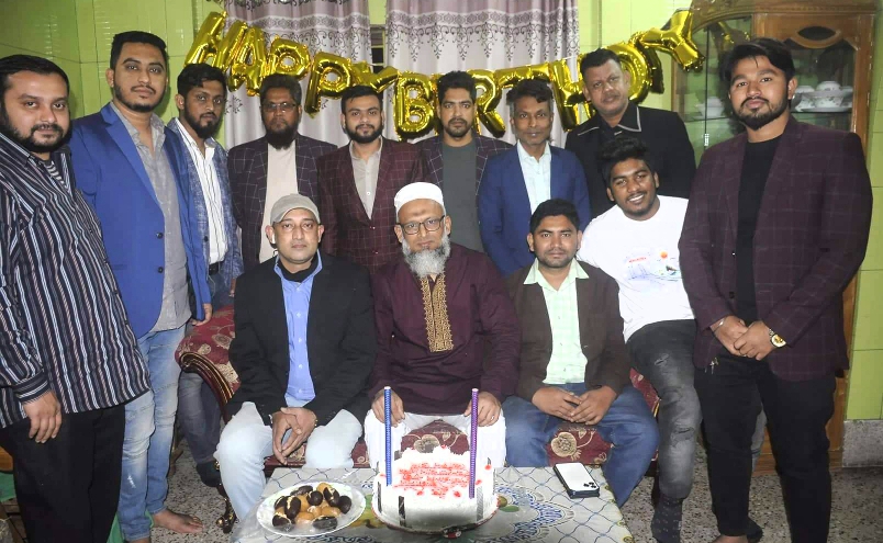 কাউন্সিলর খোকনের জন্মদিন পালন করলো গোদনাইল বাজার ব্যবসায়ী পরিচালনা কমিটি