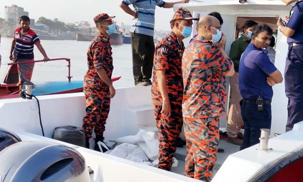 না:গঞ্জে লঞ্চডুবির ঘটনায় পাঁচজনের লাশ উদ্ধার