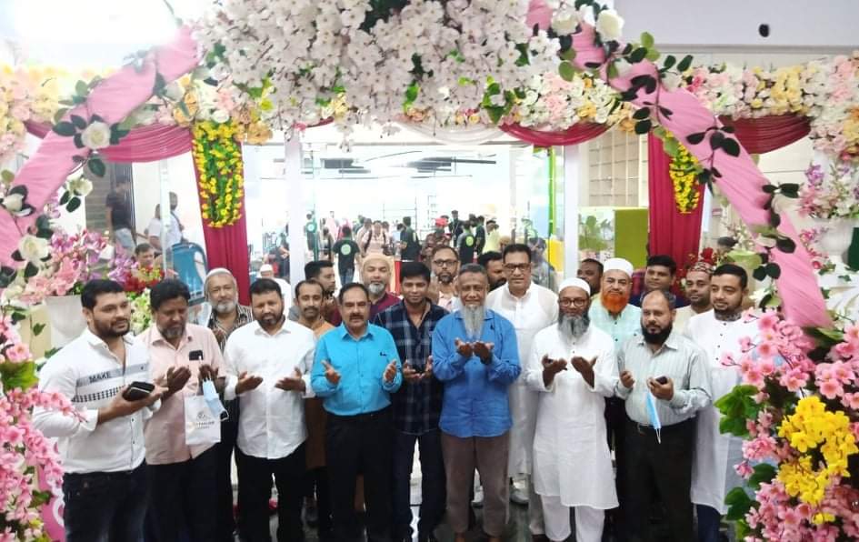 শহরের টিএনএস প্লাজায় জিরো বাজারের উদ্বোধন