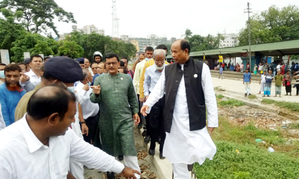 না:গঞ্জ রেলস্টেশন পরিদর্শনে রেল মন্ত্রী ও নৌ প্রতিমন্ত্রী