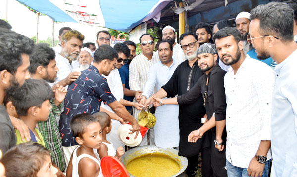 দিনব্যাপী সদর বন্দর সিদ্ধিরগঞ্জের বিভিন্ন স্পটে মহানগর যুবদলের দোয়া ও খাবার বিতরণ