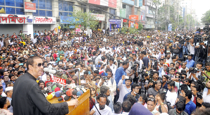বিএনপিকে শামীম ওসমান “ডেট দেন কবে খেলবেন”