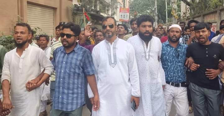 ফতুল্লা থানা বিএনপির বিক্ষোভ সমাবেশে আনোয়ার প্রধানের শোডাউন