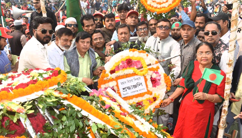 বিজয় দিবসে বীর শহীদদের প্রতি মহানগর বিএনপির শ্রদ্ধা
