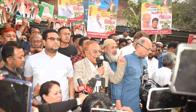 সরকার রাজনৈতিকভাবে বিএনপিকে মোকাবেলা করতে ব্যর্থ: গিয়াসউদ্দিন