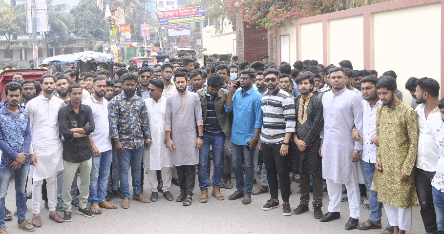 ছাত্রলীগের কর্মী সমাবেশে কাশিপুর ইউনিয়ন ছাত্রলীগের বিশাল শোডাউন