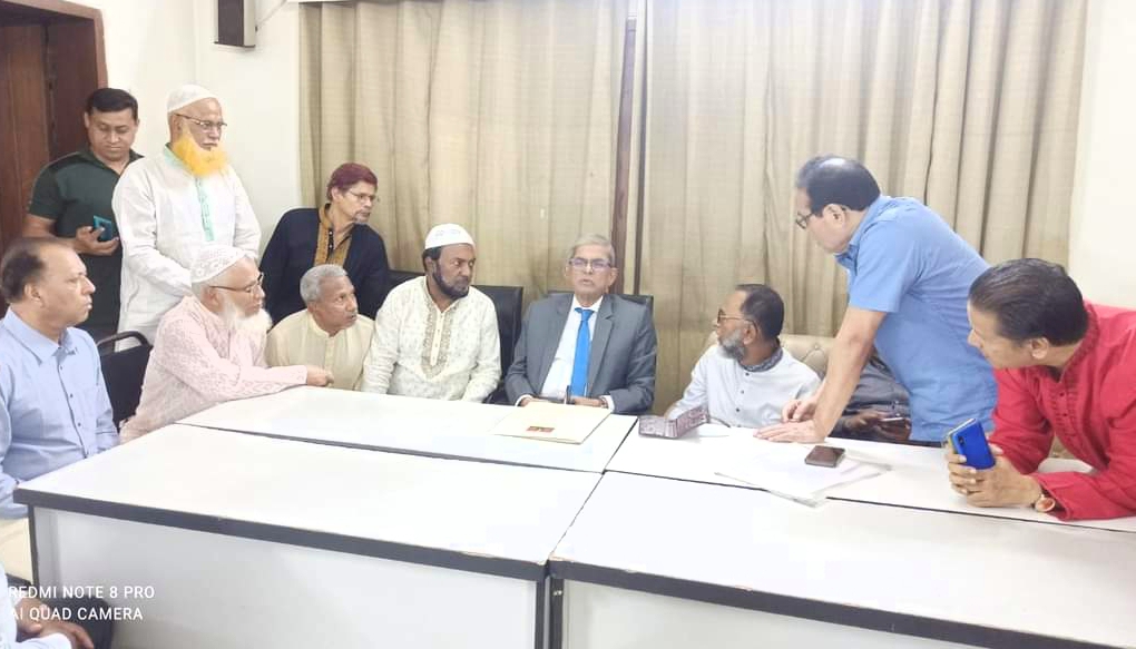 সাখাওয়াত-টিপুর নেতৃত্বে কাজ করতে মুকুলকে মহাসচিবের নির্দেশ