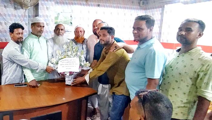 কুতুবপুর ৯নং ওয়ার্ড বিএনপিকে শুভেচ্ছা জানিয়েছে ইউনিয়ন শ্রমিকদল