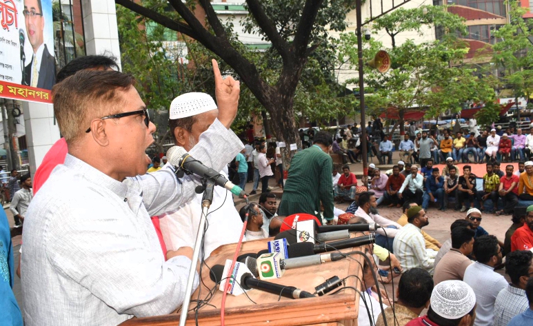 “নিরপেক্ষ রেফারির ভূমিকা পালন করুন” প্রশাসনকে সাখাওয়াত