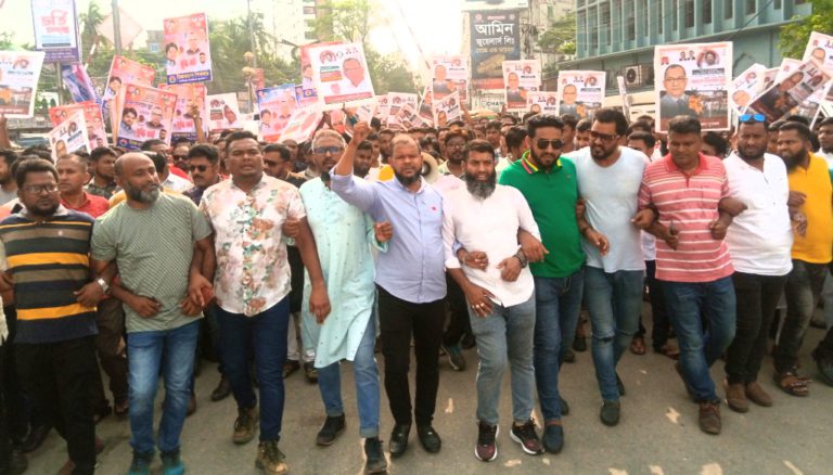 সদ্য কারামুক্ত যুবদল নেতা স্বপনের বিশাল শোডাউন