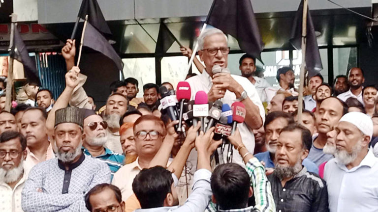 এই সরকার গণতন্ত্রকে হত্যা করেছে: ফারুক