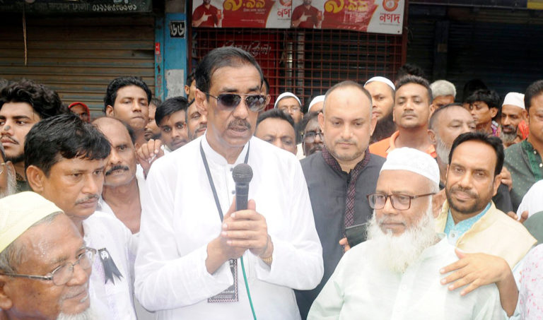 বাংলাদেশকে নিয়ে বিশ্ব মোড়লদের এতো মাথা ব্যাথা কেন: শামীম ওসমান