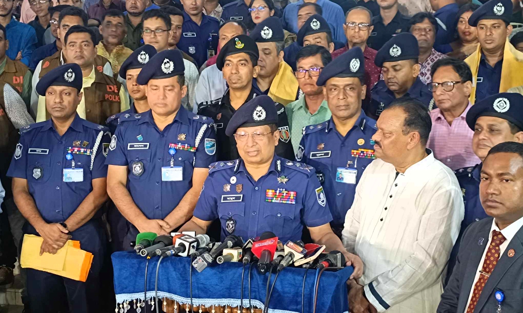 না:গঞ্জে আইজিপি ‘নাশকতার চেষ্টা হলে কঠোর ব্যবস্থা’