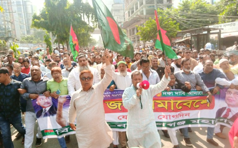 ঢাকার মহাসমাবেশে সাখাওয়াত-টিপুর নেতৃত্বে নজরকাড়া শোডাউন