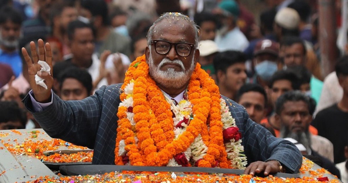 ফের বিনা গোসলে কোরবানির প্রস্তুতি!