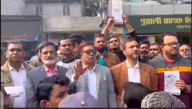 সরকার উৎখাত না করে ঘরে ফিরে যাবো না: সাখাওয়াত