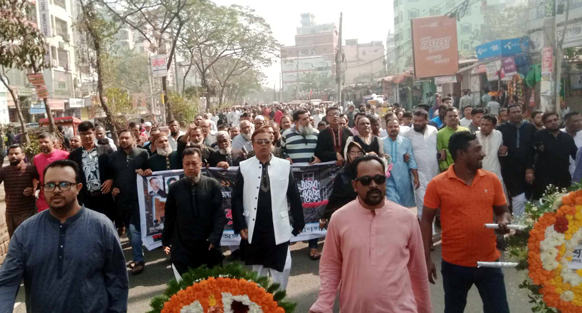 সাখাওয়াত-টিপুর নেতৃত্বে একুশের প্রভাত ফেরী