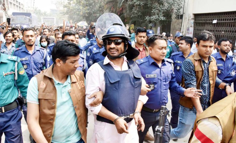 জাকির খানের বিরুদ্ধে সাক্ষ্যগ্রহণ, জামিন নামঞ্জুর