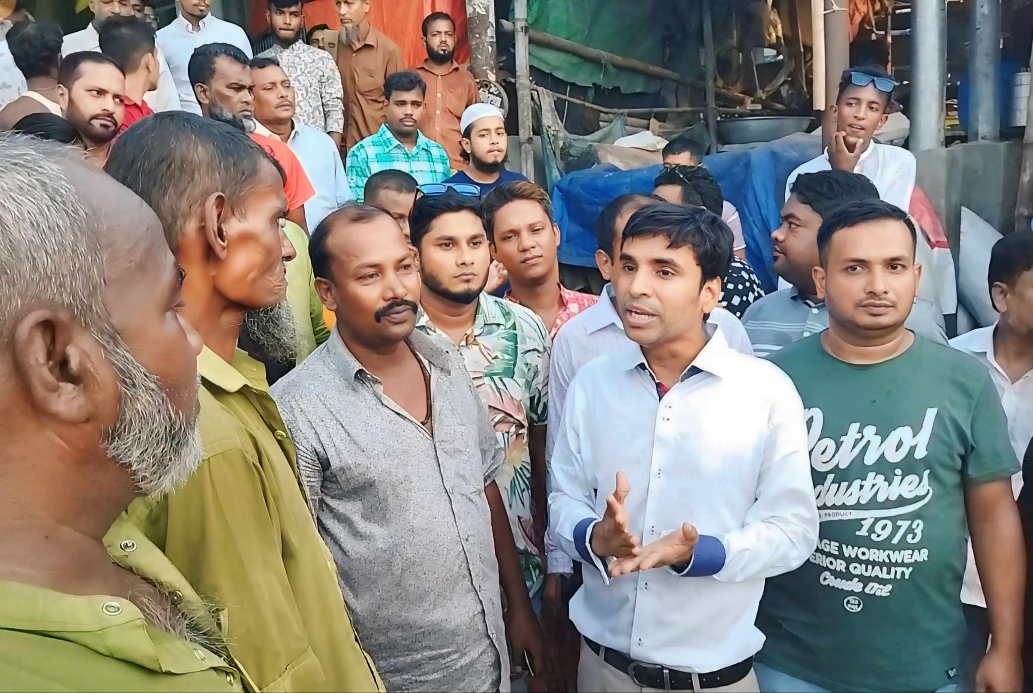 বন্দর ঘাটে চাঁদাবাজের স্থান নেই: যুবদল নেতা হুমায়ুন